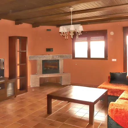 Cozy House In With Mountain View Nyaraló *