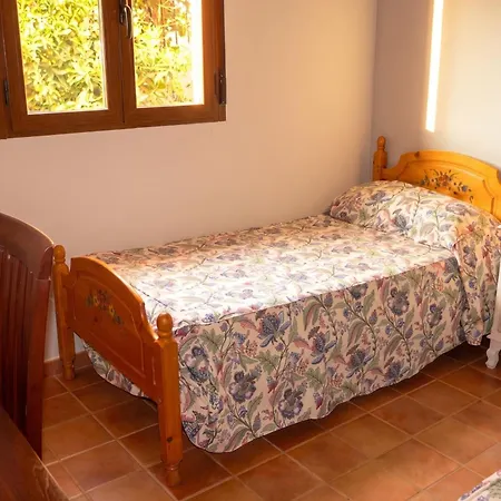 Nyaraló Cozy House In With Mountain View Villamiel