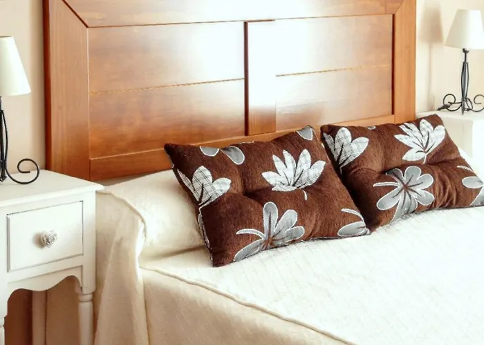 Cozy House In With Mountain View